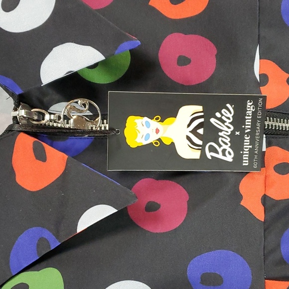 Unique Vintage x Barbie | 60th Anniversary Retro Bombshell Barbie Bodycon Dress - Picture 8 of 11